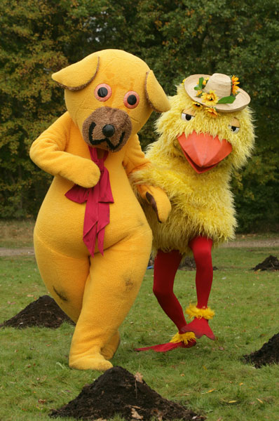 Klik for større billede Bamse og Kylling