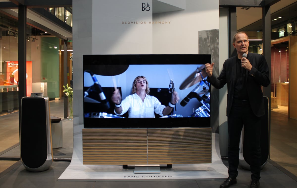 Beovision Harmony OLED TV