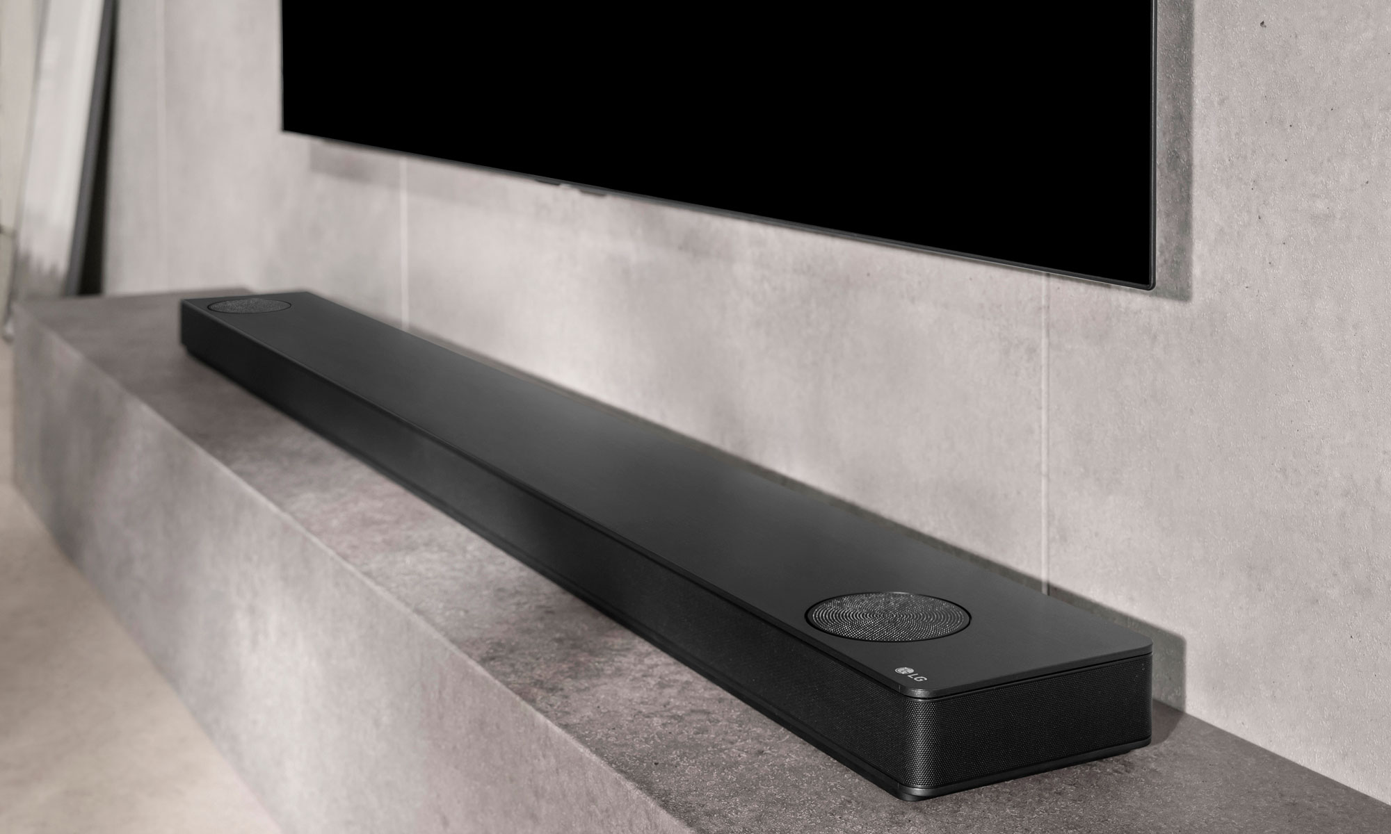  LG SK10Y Dolby Atmos soundbar 