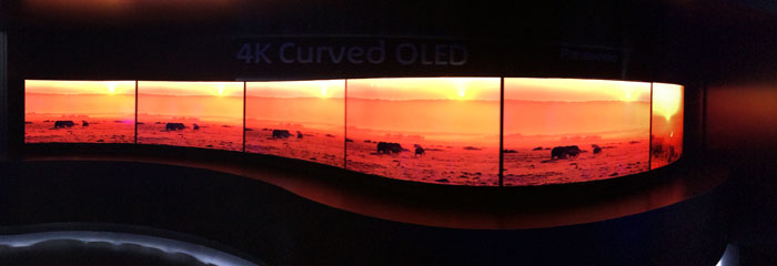 Panasonic kurvet OLED-TV