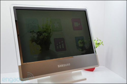 Gennemsigtig 22-tommer Samsung PC-skærm