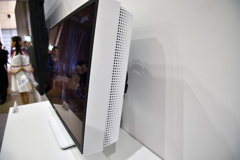 Sharp 8K 120 Hz Sharp 8K 120 Hz