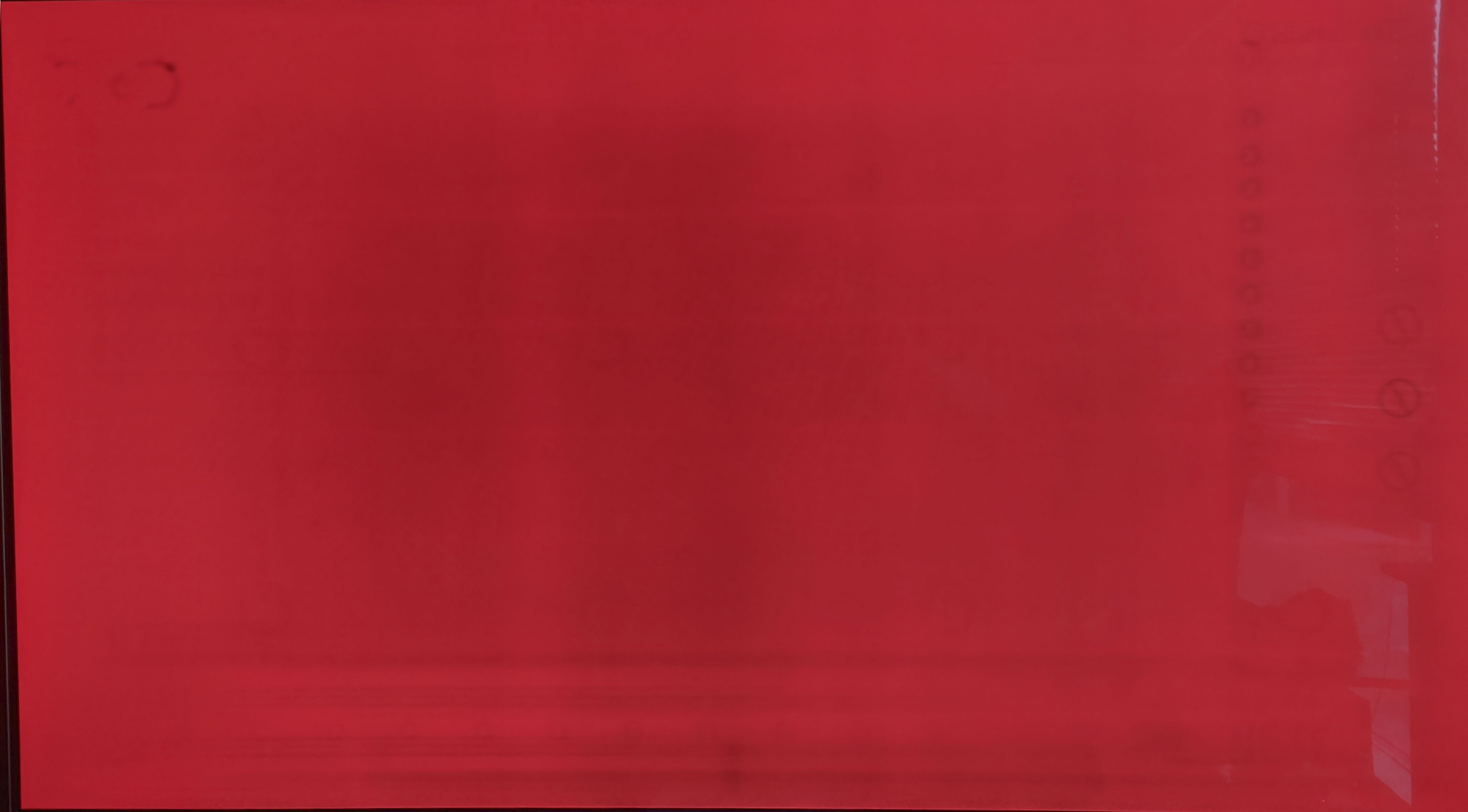 Skulle være helt ensfarvet rød...