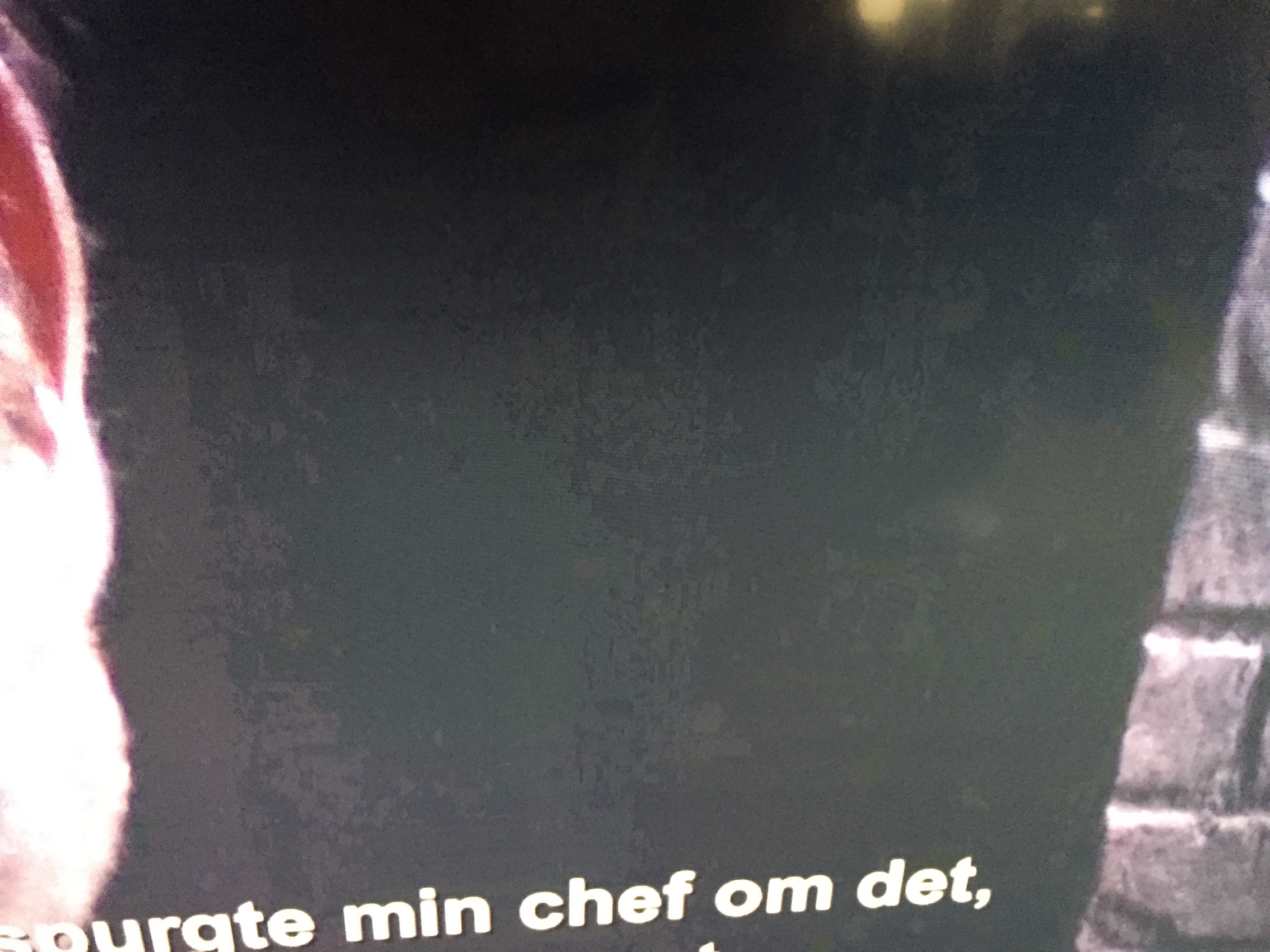 støj i mørke scener.