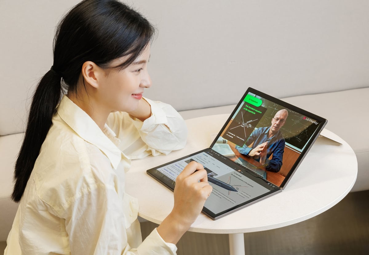 Foldbar OLED laptop Foldbar OLED laptop