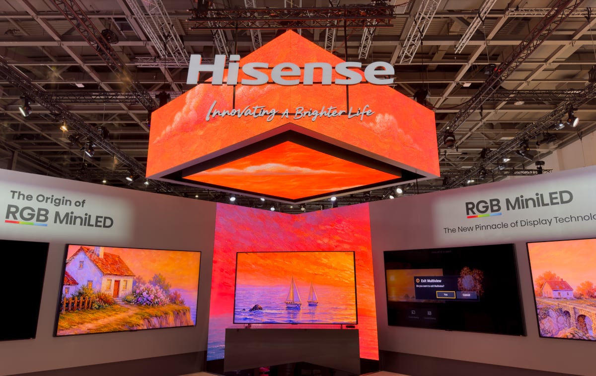 Hisense RGB miniLED