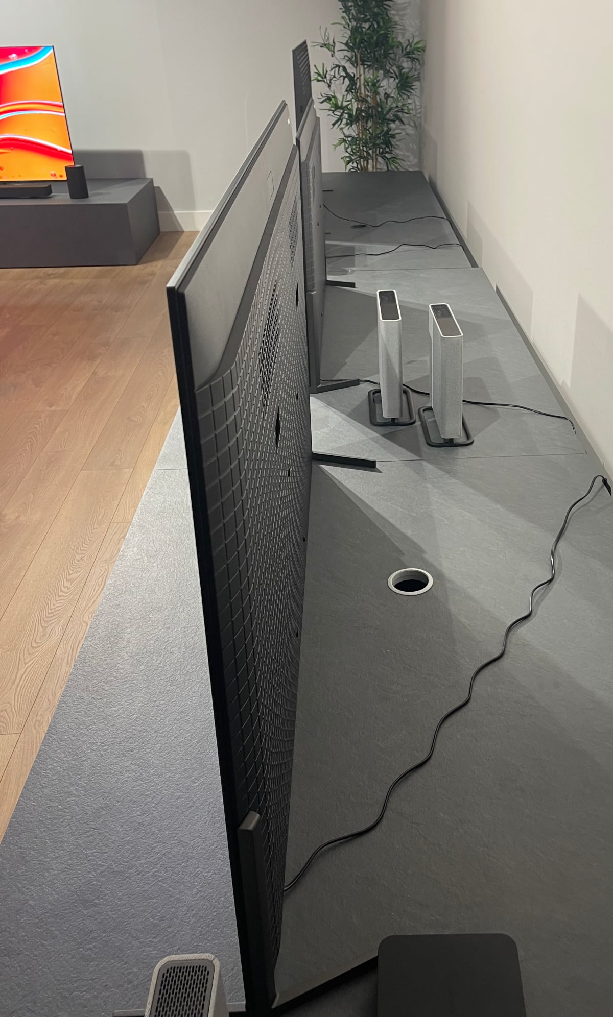 Sony Bravia 8 II QD-OLED Sony Bravia 8 II QD-OLED