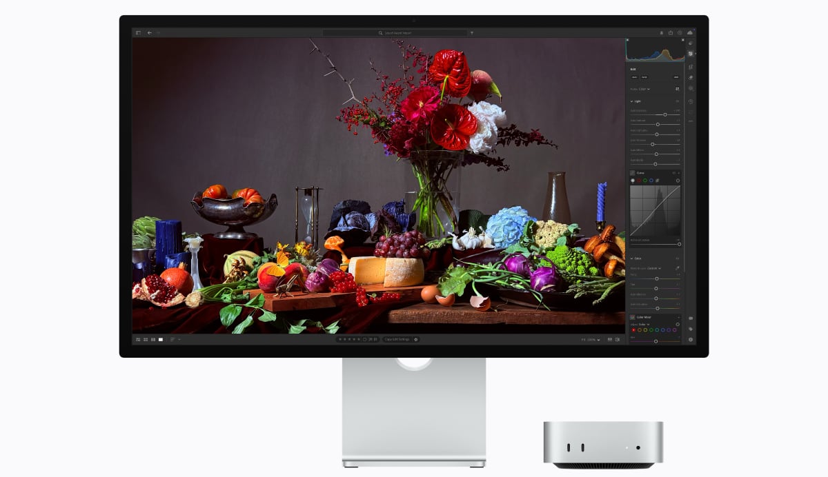 Apple Studio Display 2026